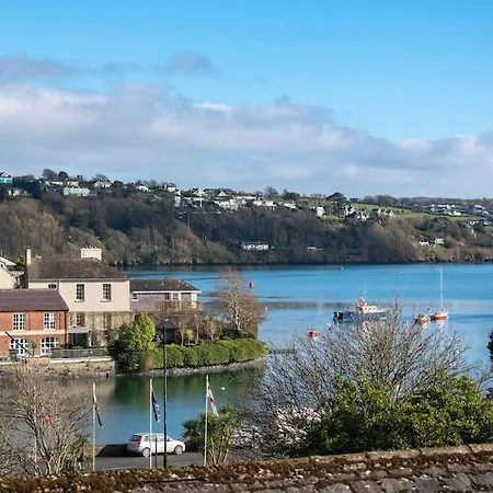 Holiday home The Beacon County Cork *
